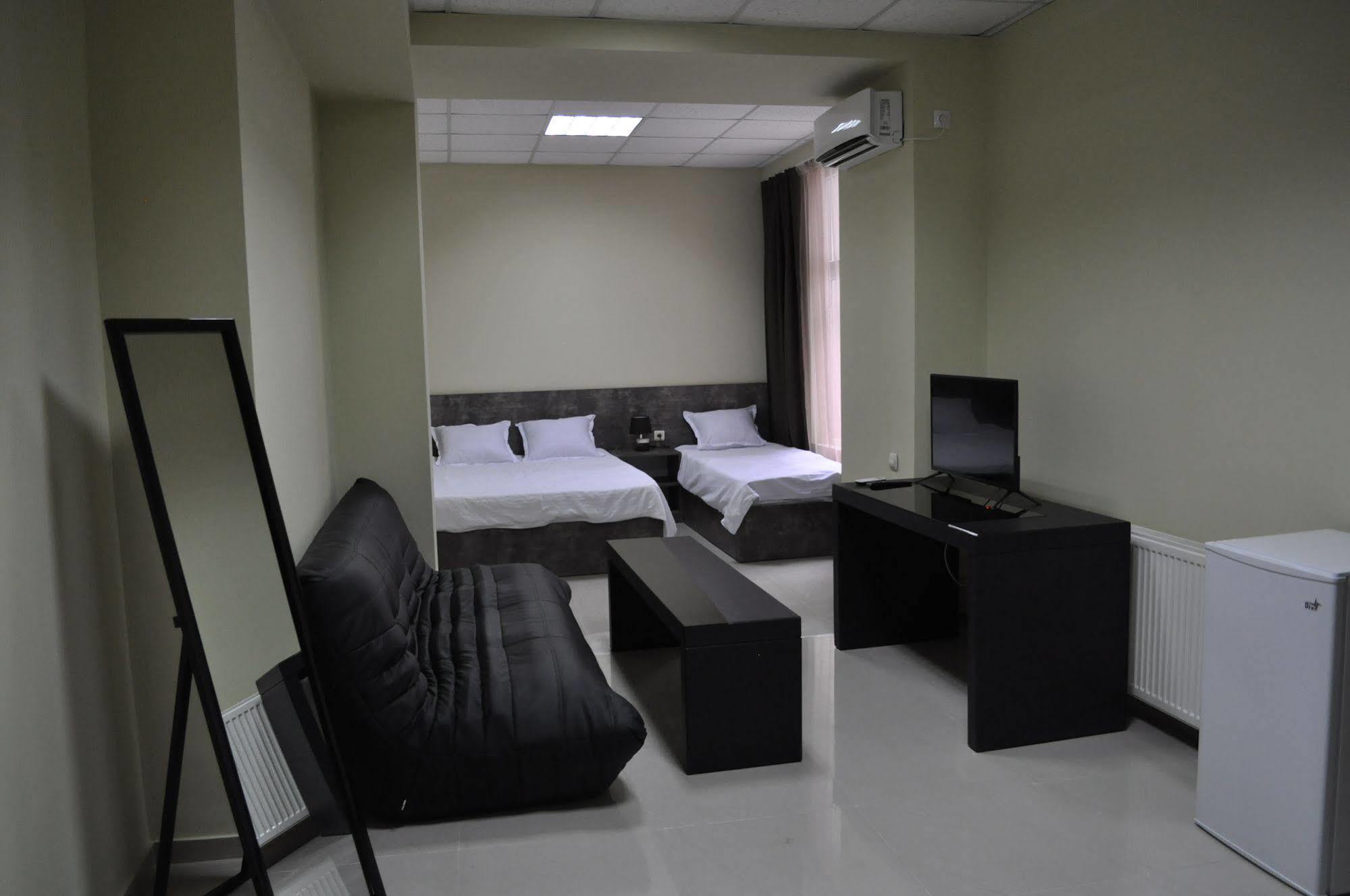 Tiflis Avlabari Hotel Екстер'єр фото