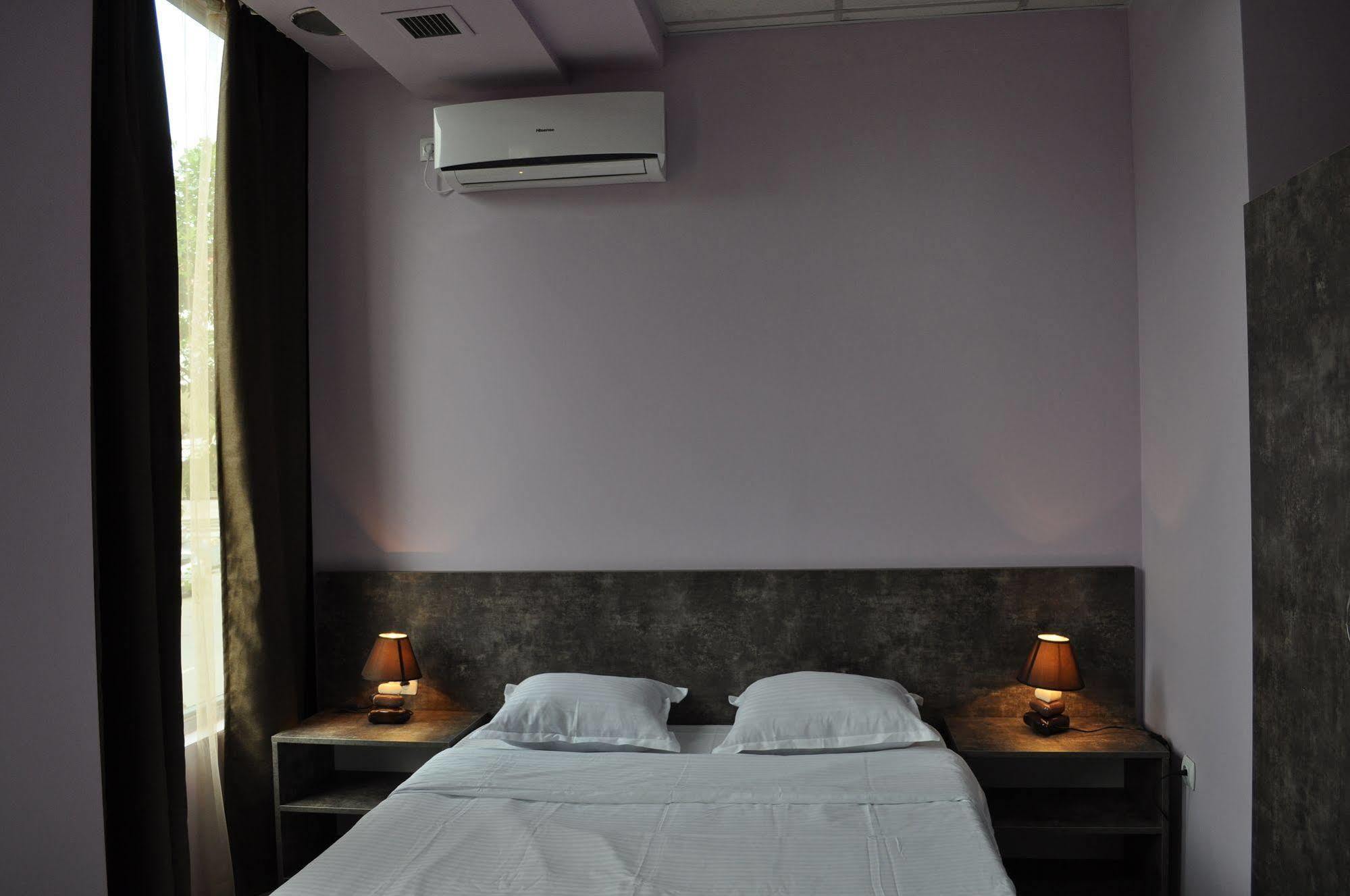 Tiflis Avlabari Hotel Екстер'єр фото