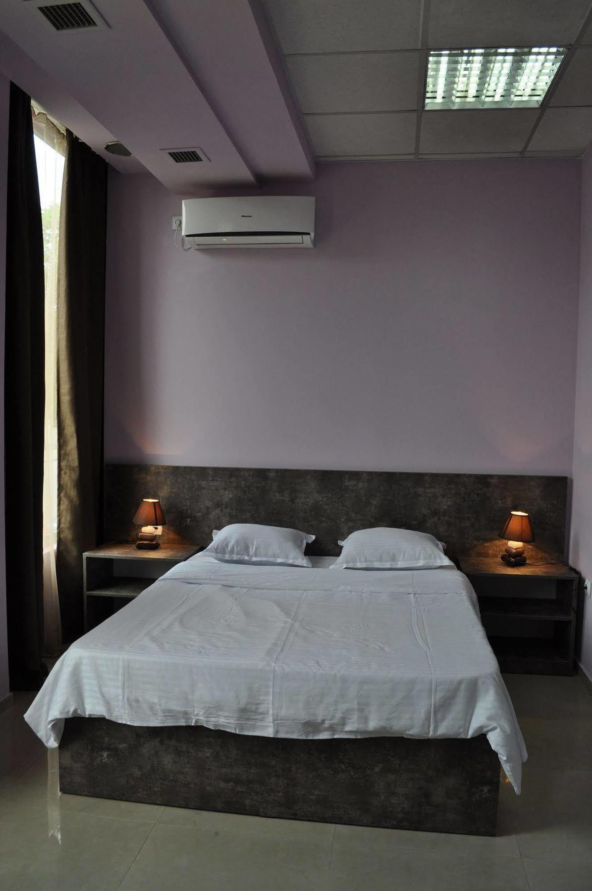Tiflis Avlabari Hotel Екстер'єр фото
