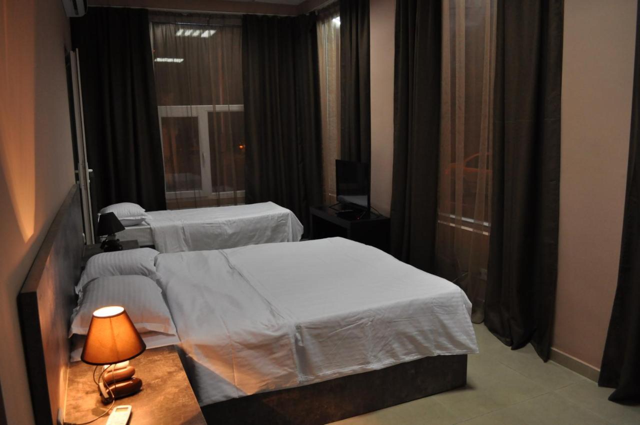 Tiflis Avlabari Hotel Екстер'єр фото